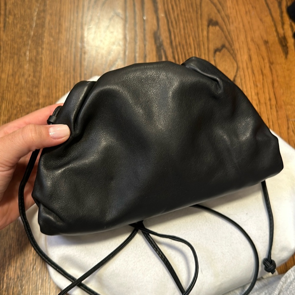 BOTTEGA VENETA BLACK MINI POUCH
